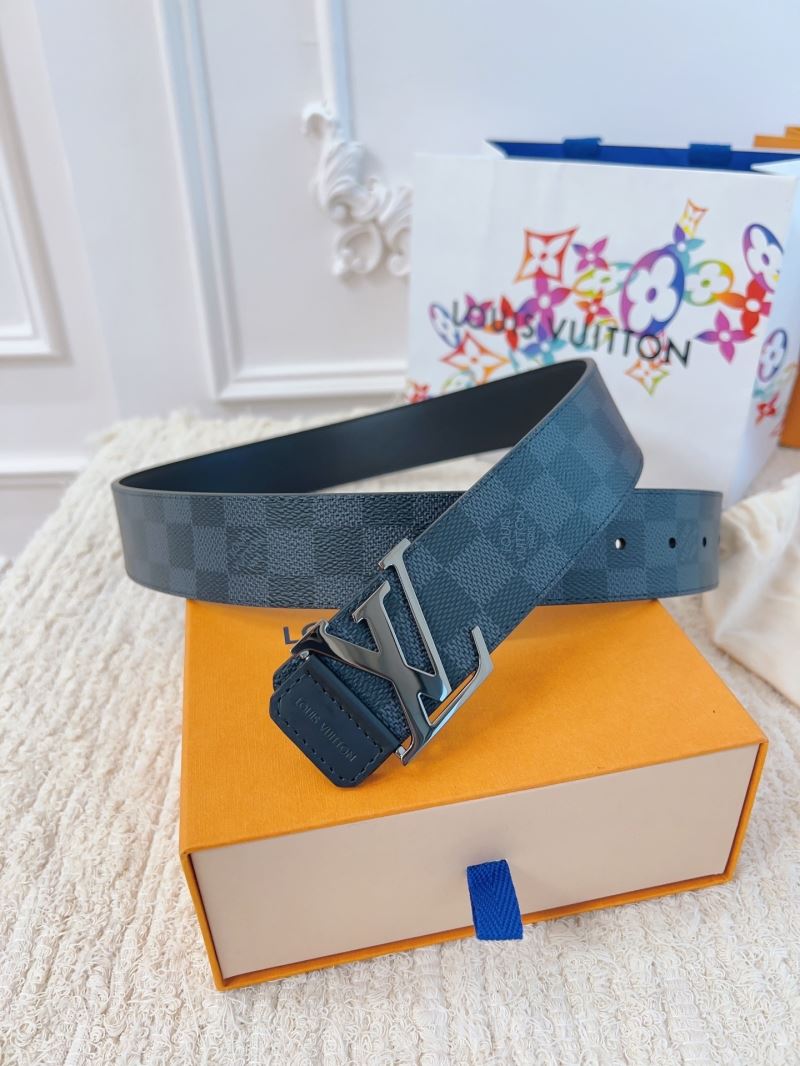 l0vis Vvtt0n belts